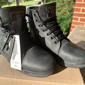 Indie Ridge Women’s Motorcycle Boots Size 9